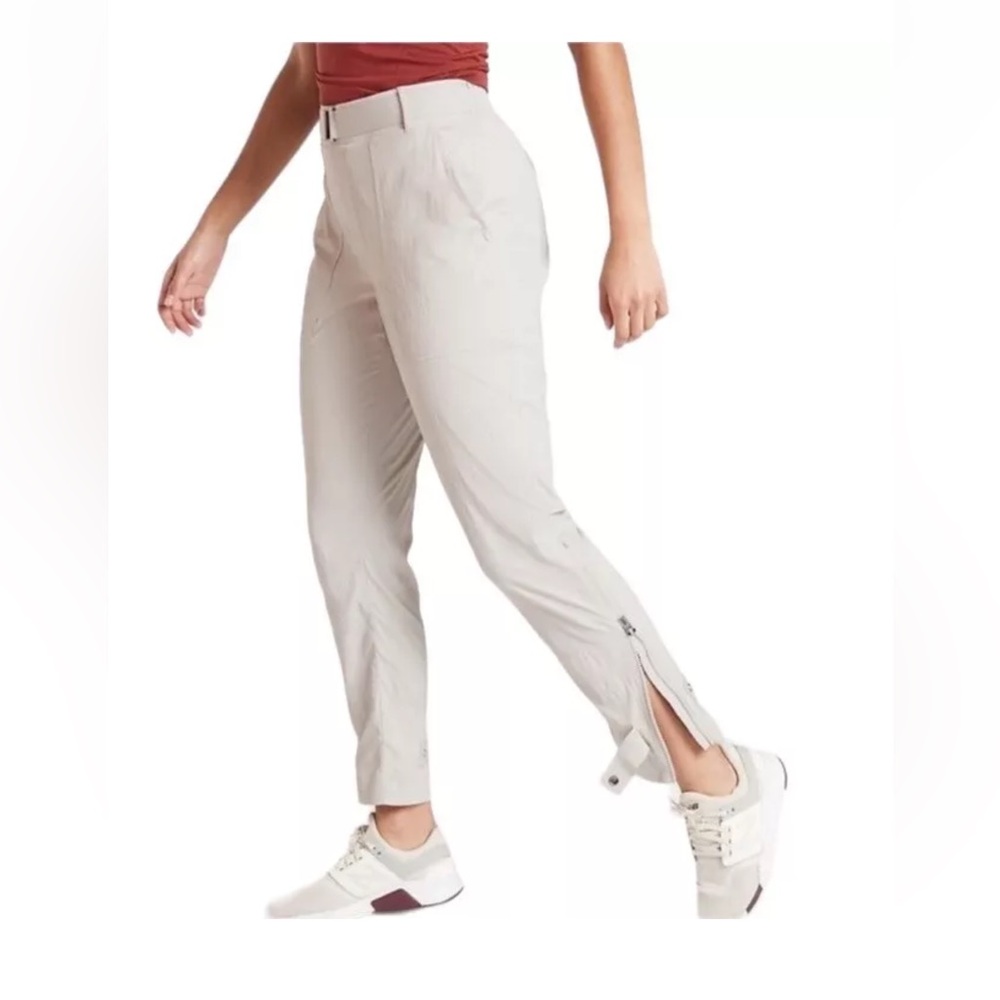 Athleta Trekkie Convertible Pants Size 4 Oatmeal
